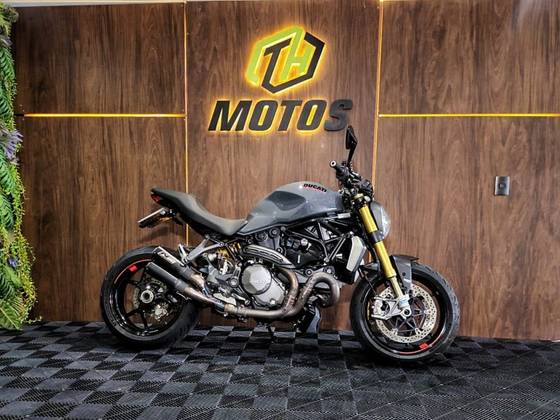 DUCATI MONSTER 1200 S 